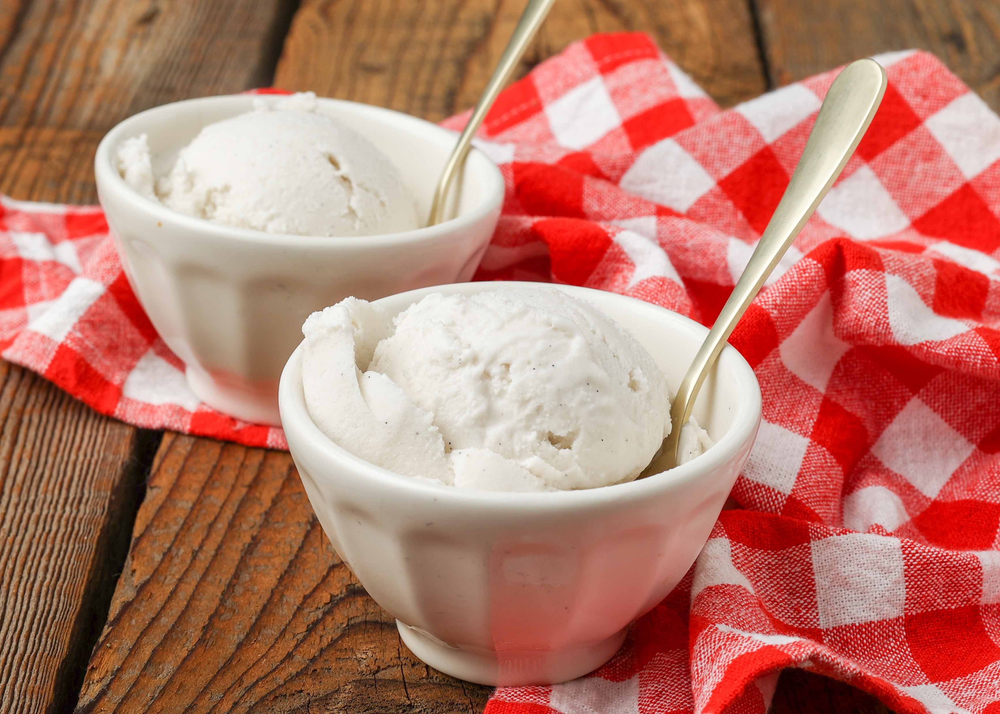 Creamy Vegan Vanilla Bean Coconut Milk Ice Cream Guide